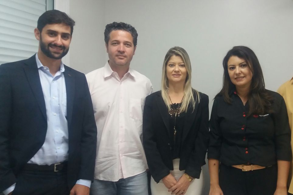 Despoluir foi tema de reunio com a PBH