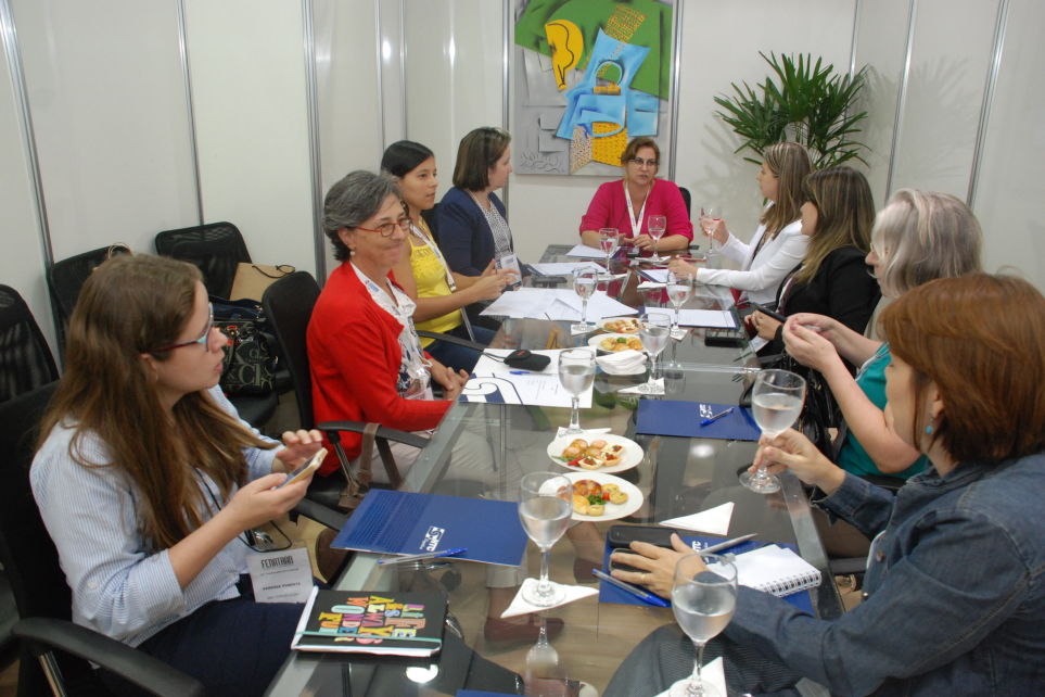 Comisso de Comunicao se reuniu durante a Fenatran