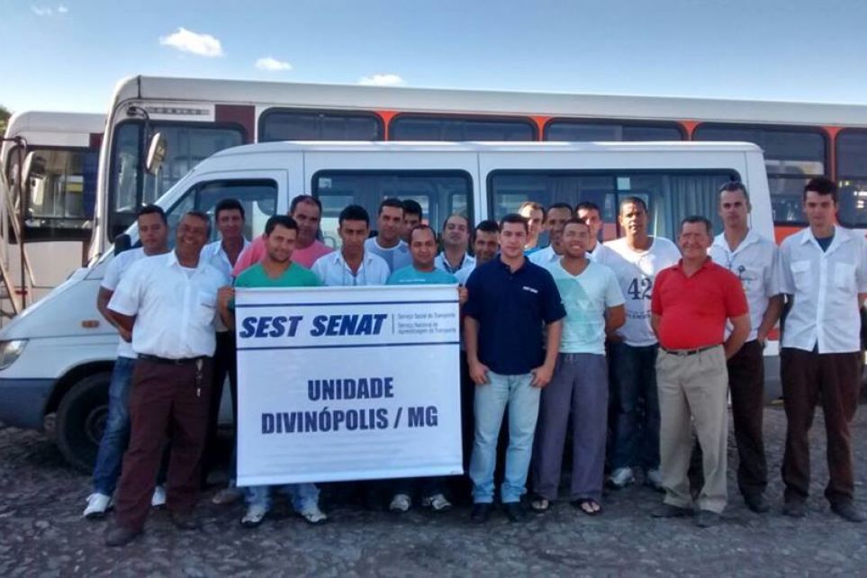 Divinpolis divulga programao de cursos previstos para julho