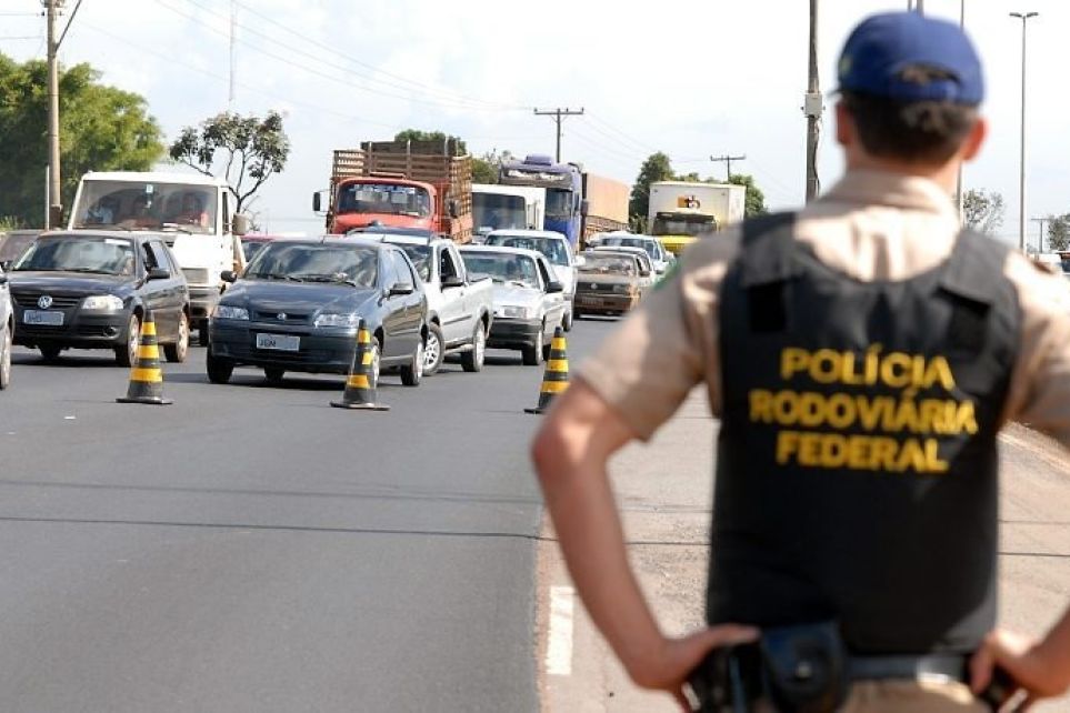 PRF far operao especial nas estradas durante feriado de Corpus Christi