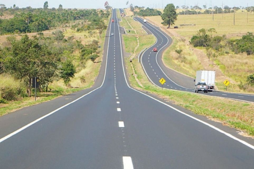 Reduo de oramento do DNIT preocupa empresas de obras rodovirias
