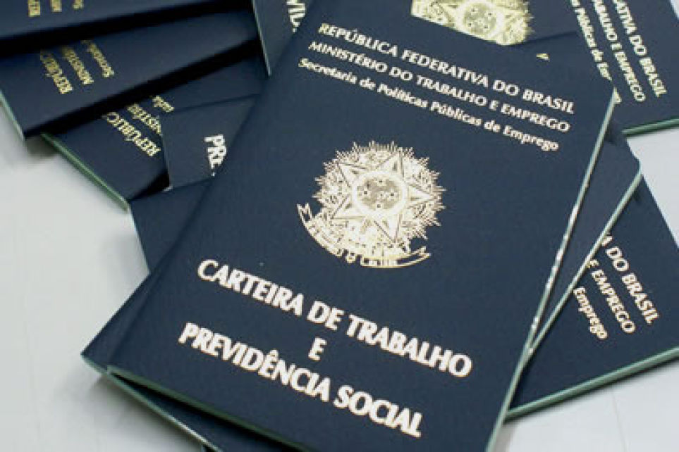 Desemprego no Estado fecha o trimestre em 8,2%
