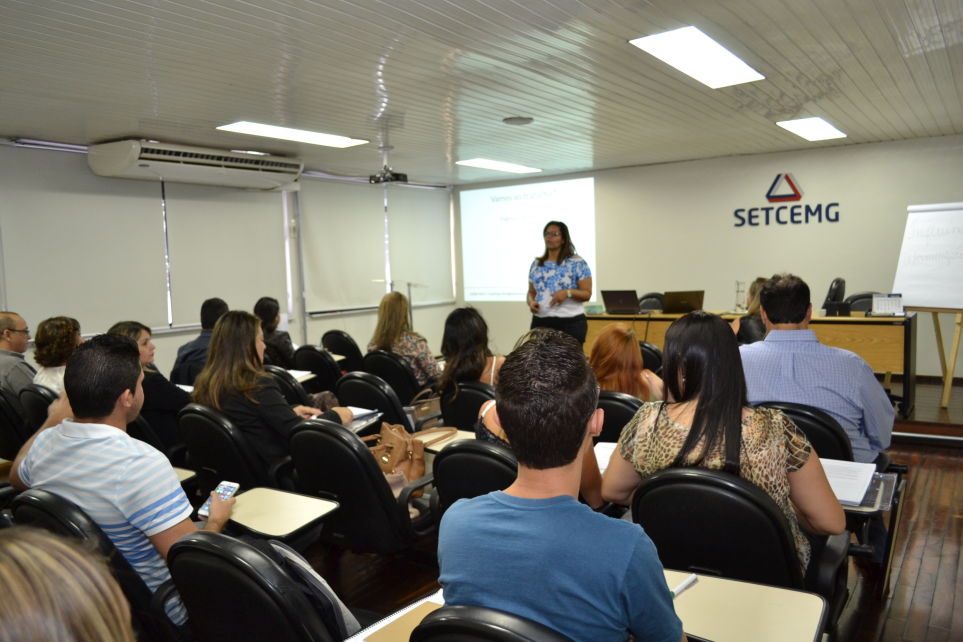 Setcemg discutiu inteligncia emocional e a Lei 13.103/15 nesta semana