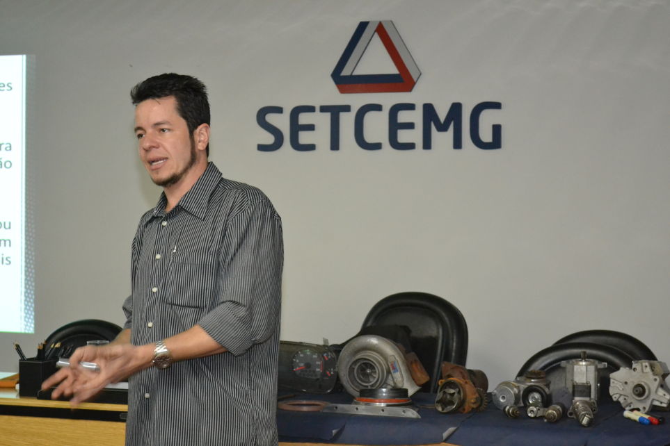 Tcnicas de Lubrificao foi destaque em capacitao do Setcemg