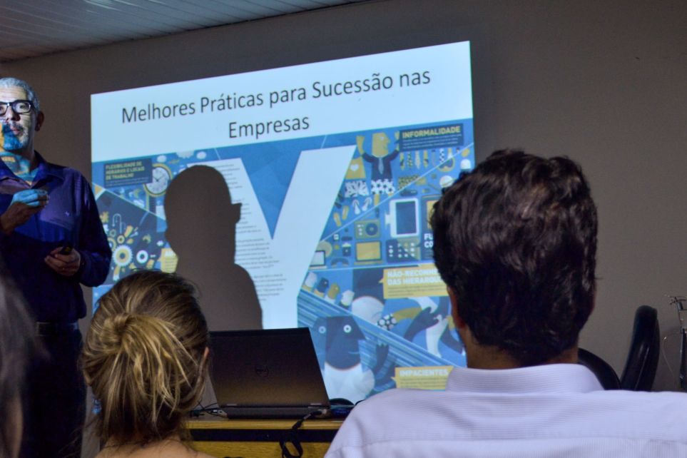 Conflito de geraes e sucesso familiar na pauta