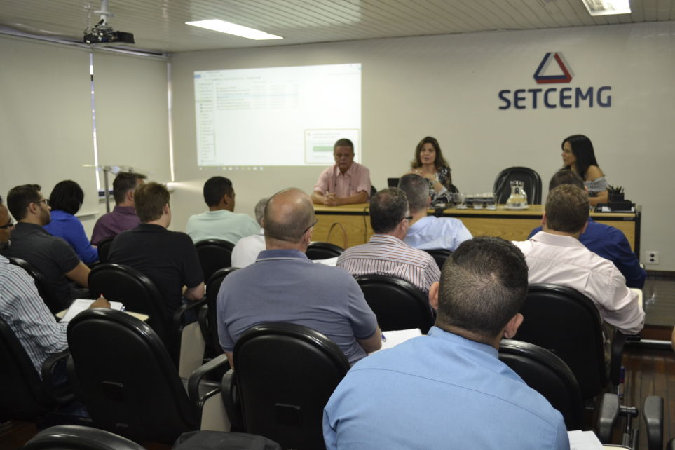 Ncleo Pedaggico Regional se reuniu na Fetcemg