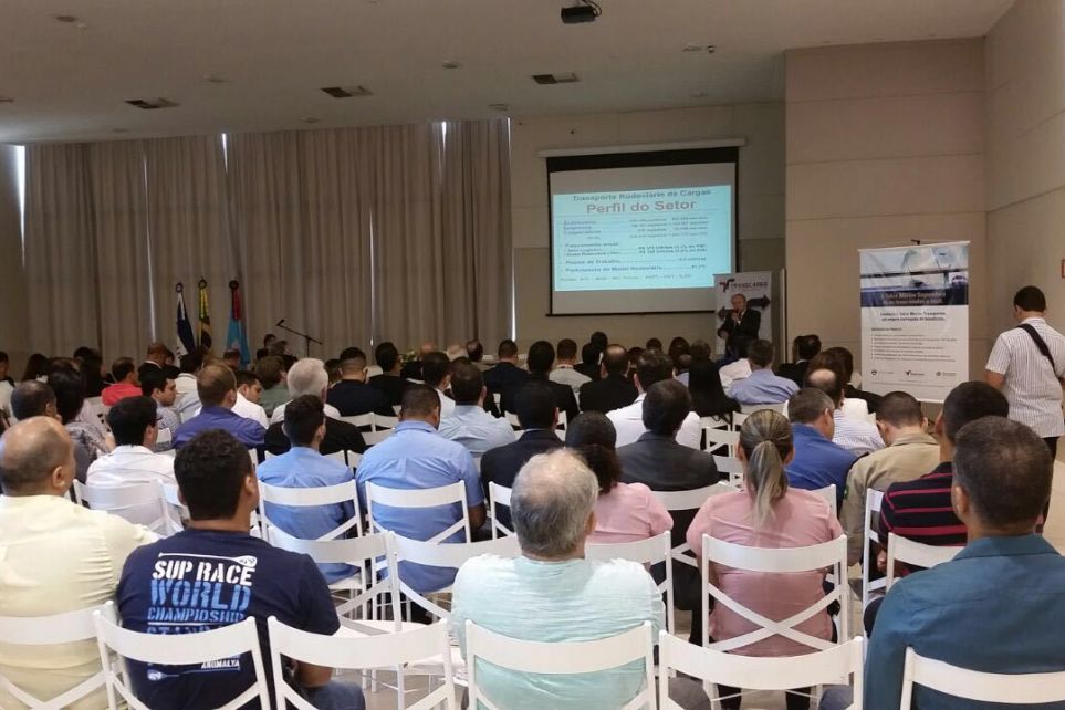 Roubo de Cargas foi tema de debate no Esprito Santo