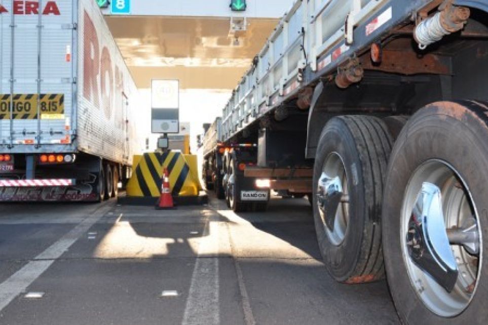 Reduo para eixo suspenso em SP  mantida