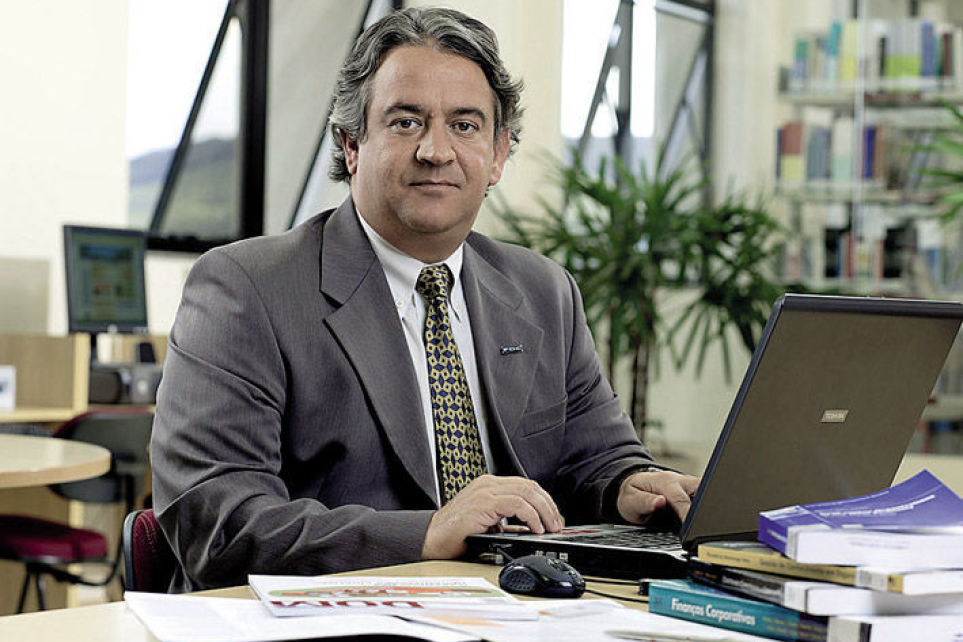 Entrevista - Paulo Resende - Investimento em logstica  muito baixo no Brasil