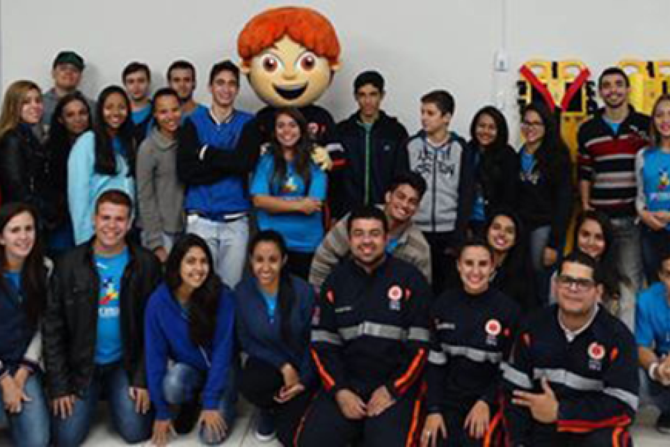 Alunos do Jovem Aprendiz de Varginha fazem visita tcnica ao SAMU