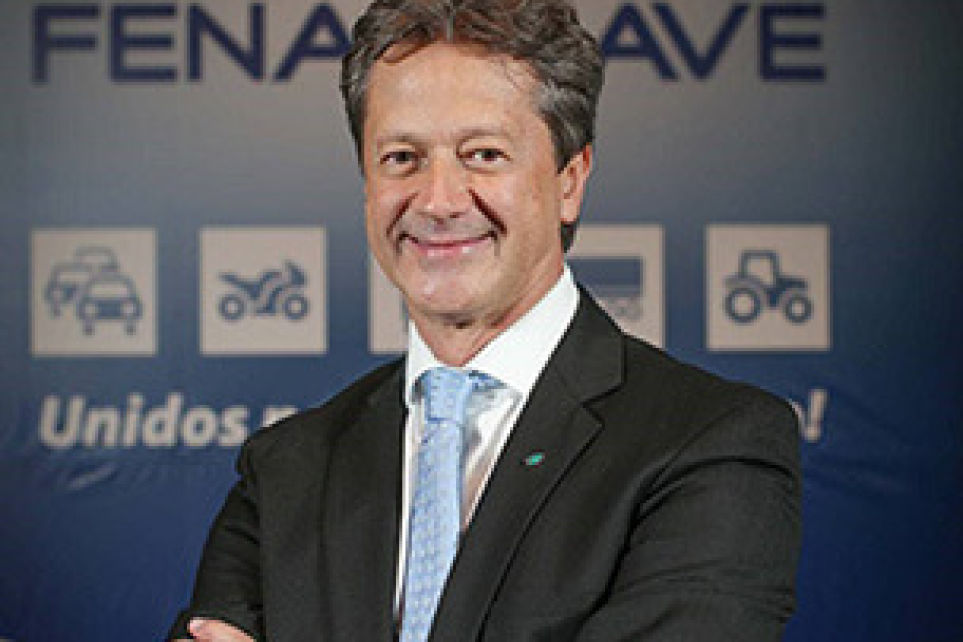 Mineiro Alarico Assumpo  o novo presidente da Fenabrave