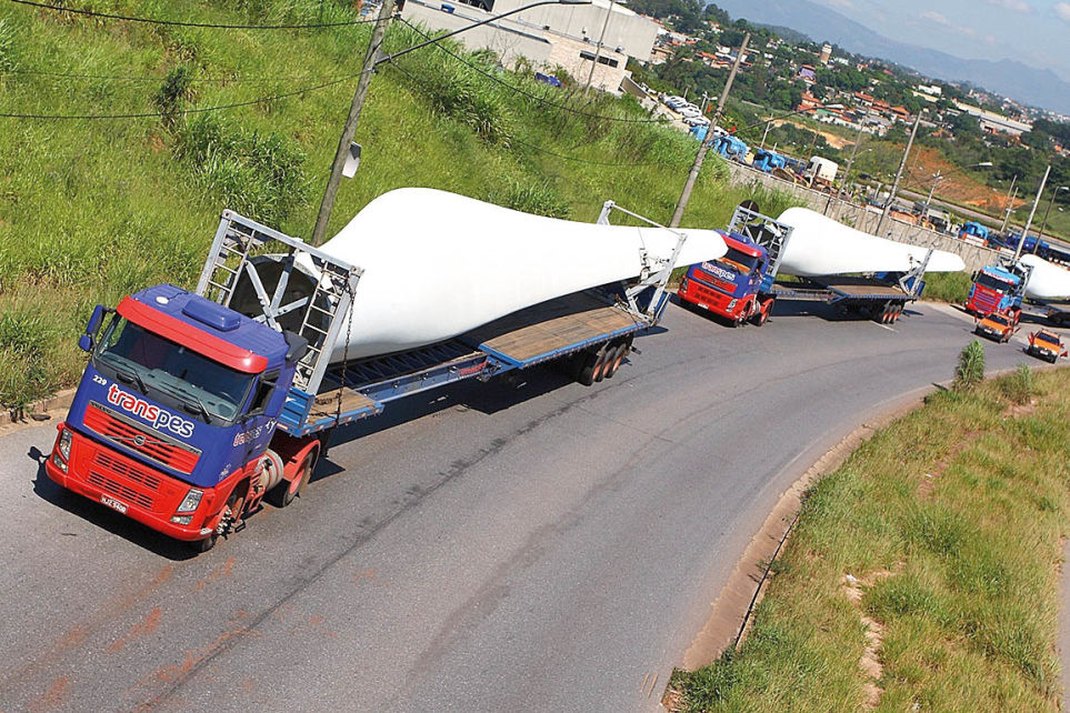 Roubos e devedores prejudicam o transporte