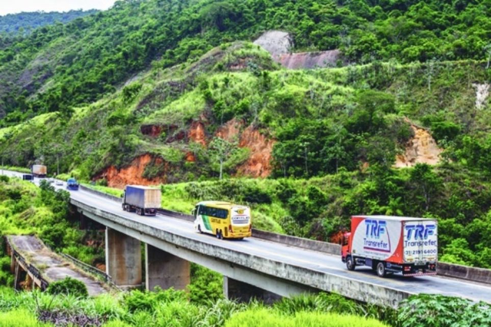 Dnit promete entregar neste ano cinco obras da 381