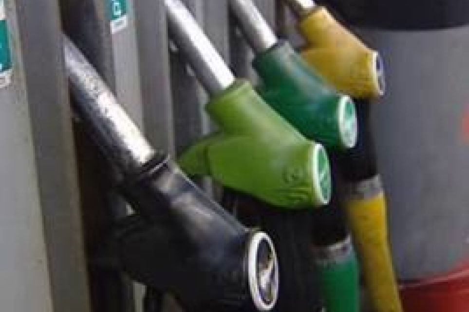 Petrobras eleva gasolina e diesel nesta quarta-feira