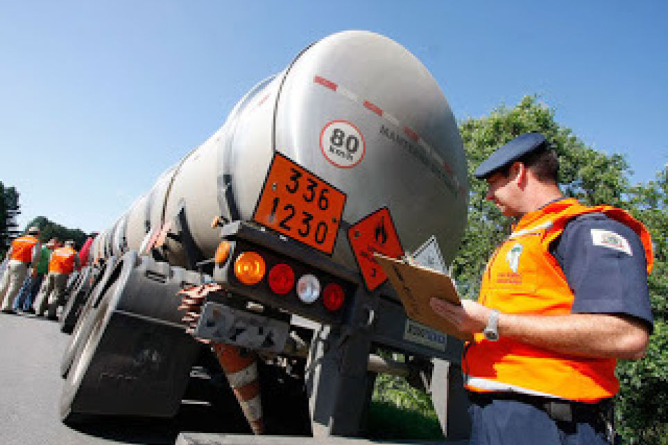 Transporte de Produtos Perigosos ser tema de treinamento
