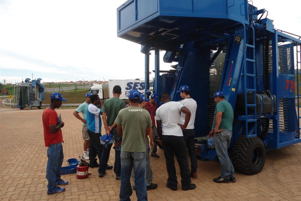 Trs Pontas inicia treinamentos de 2015