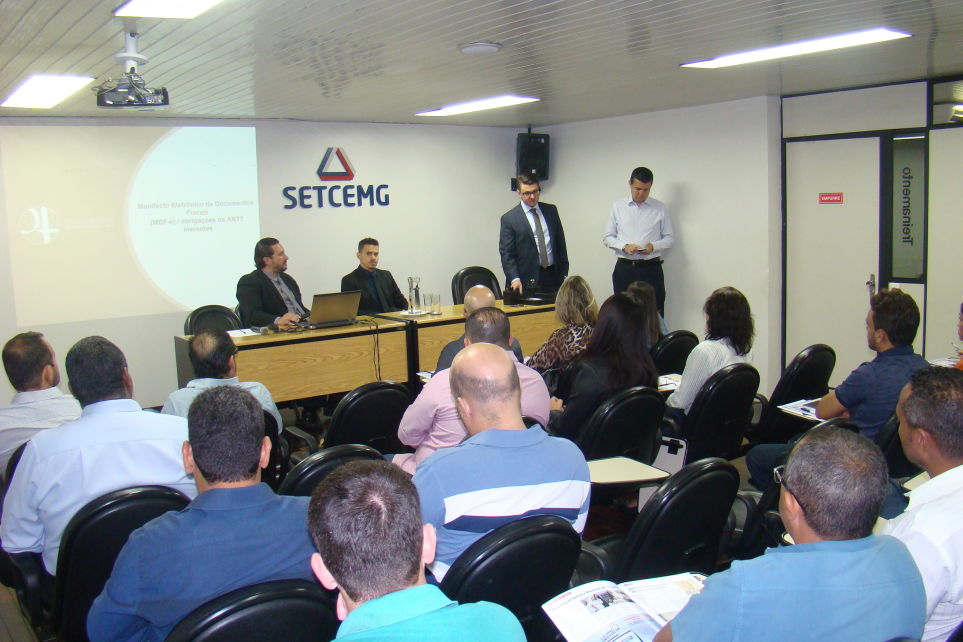 Caf com Palestra do Setcemg apresentou as novidades do MDF-e