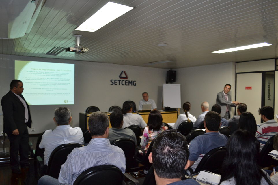 Setcemg realizou 3 turma do treinamento sobre a Lei 13.103