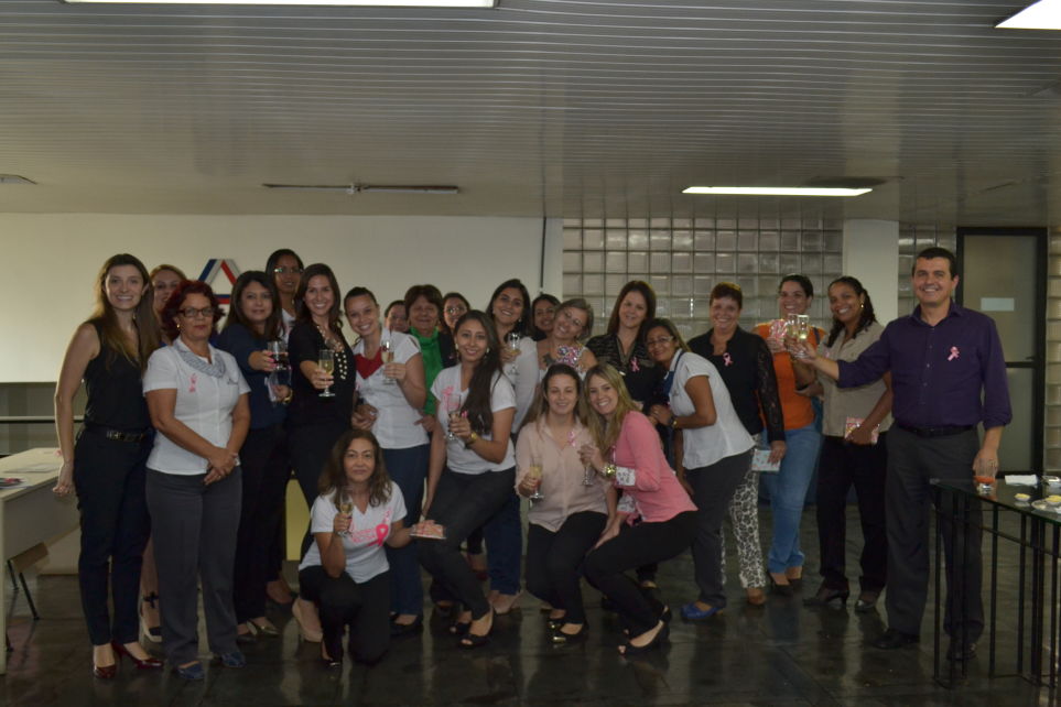 Setcemg e Fetcemg homenageiam as mulheres no Outubro Rosa no Transporte