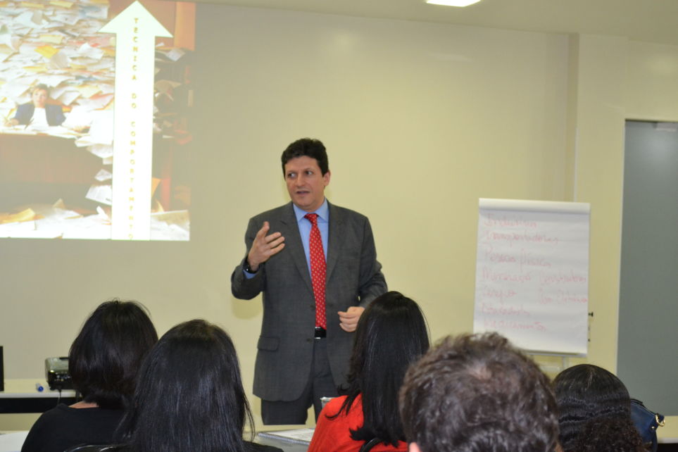 Formao de vendedores ser tema de treinamento do Setcemg