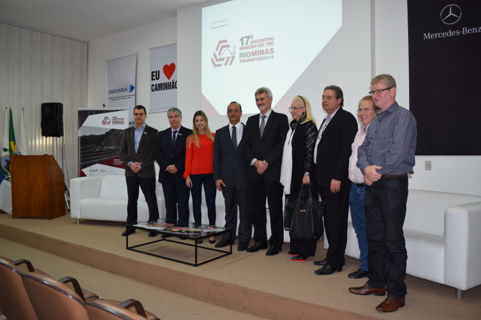 Rio recebeu lanamento da RIOMINASTRANSPOR 2016 e 17 EMTRC