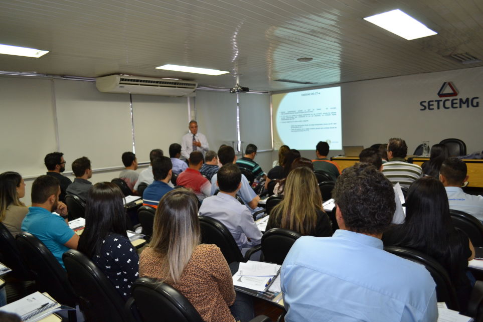 Treinamento sobre CT-e e MDF-e foi sucesso no Setcemg 