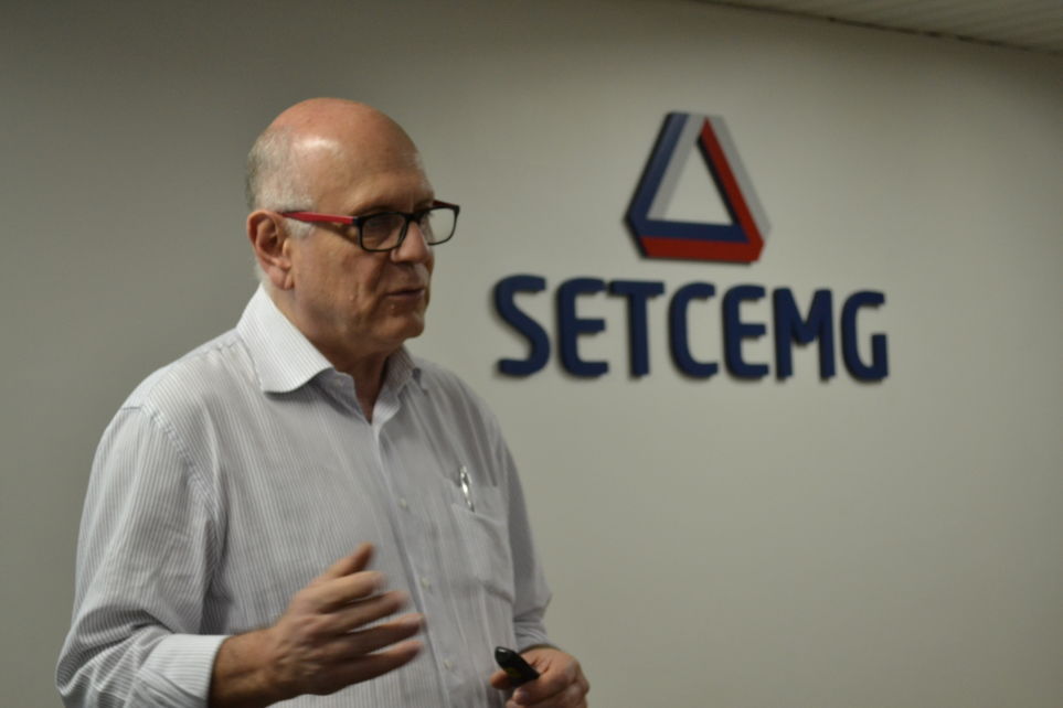 Programa Gesto de Empresas de Transporte de Cargas inicia sua primeira turma no Setcemg