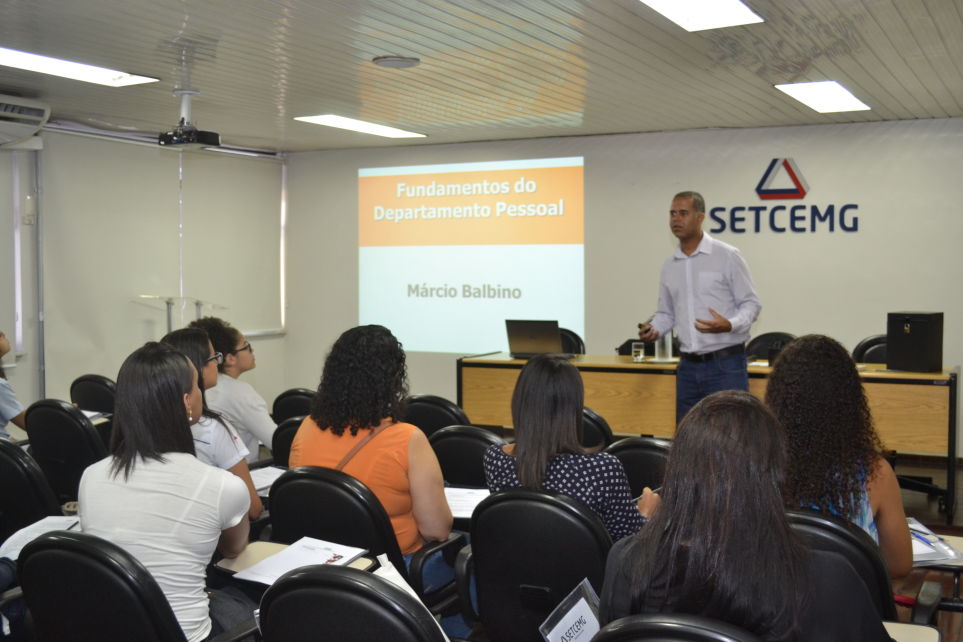 Departamento Pessoal foi tema de capacitao da semana