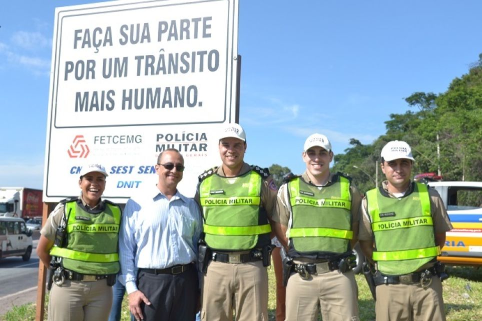 Por iniciativa da Fetcemg, Anel Rodovirio ganhou 45 novas placas educativas