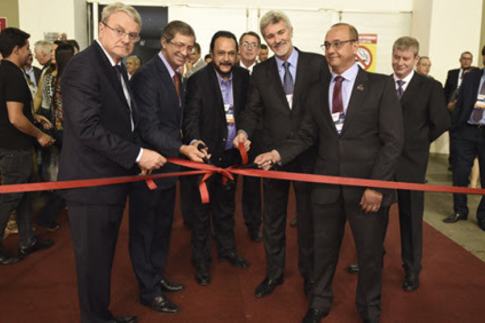 Fetcemg e Fetranscarga deram incio ao 17 EMTRC e RIOMINASTRANSPOR 2016