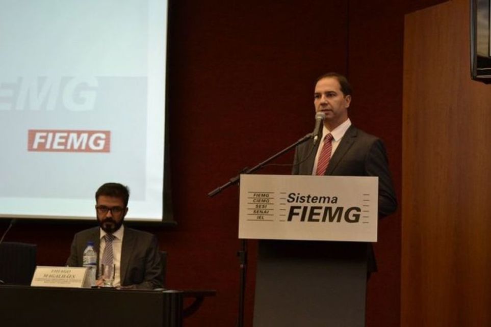 Entidades debatem a reforma trabalhista no Frum Sindical