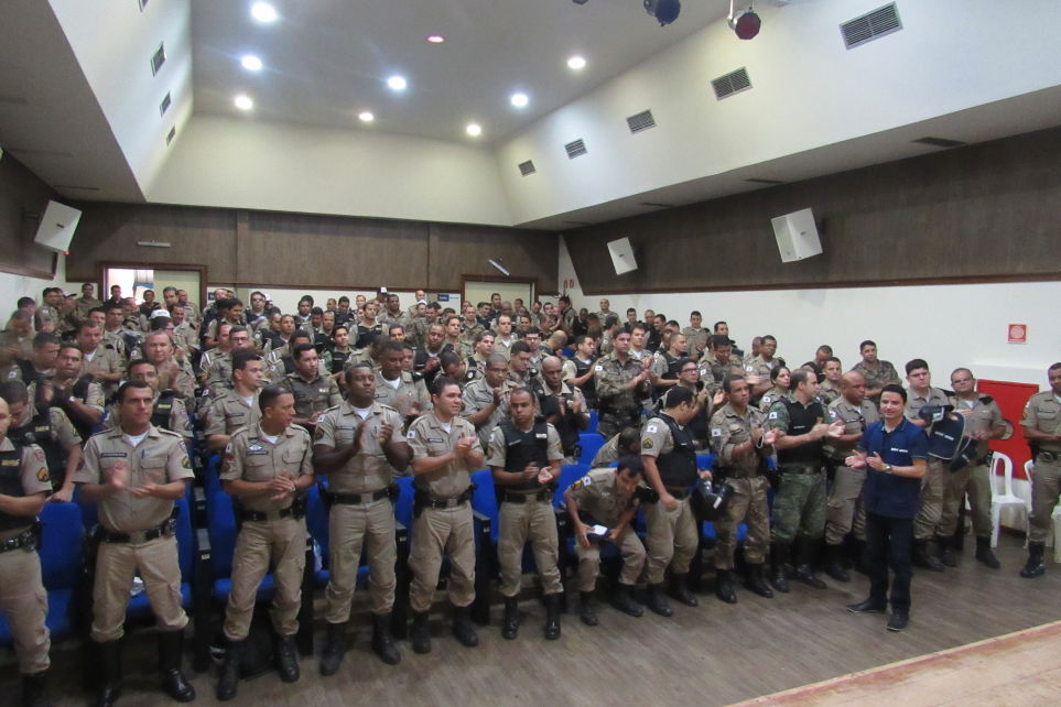 Sest Senat realizou palestras para militares em Governador Valadares