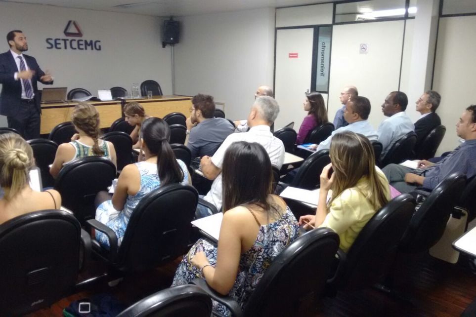  Escritrio Paulo Teodoro  Advogados Associados realiza capacitao sobre o Novo Cdigo de Processo Civil