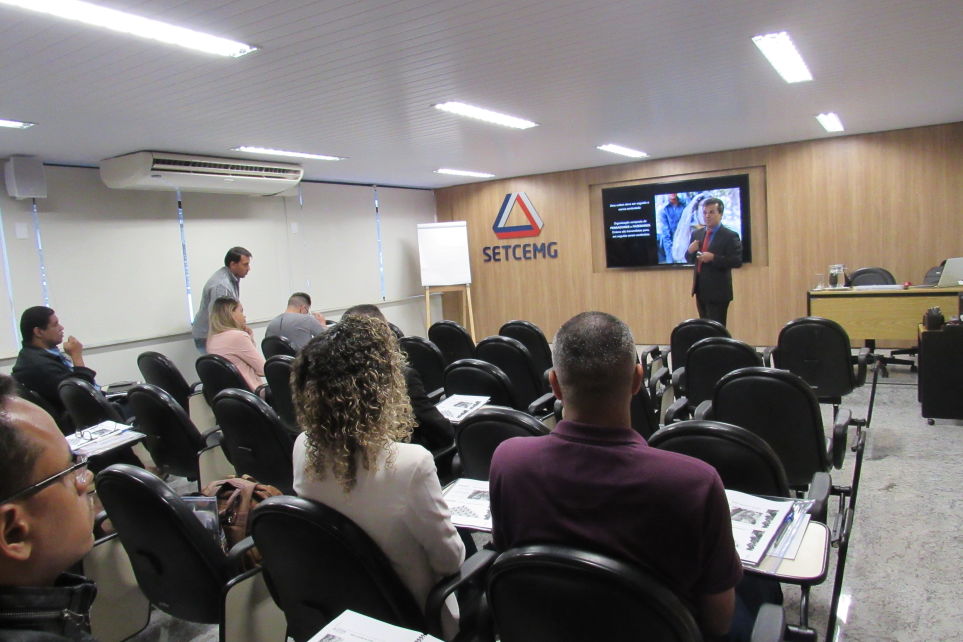 Liderana  tema de ltima capacitao de 2018