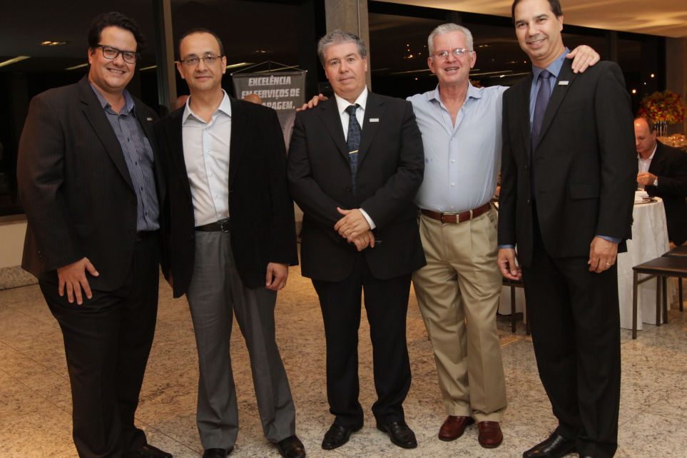 Empresrios se renem no 45 Jantar do Transportador