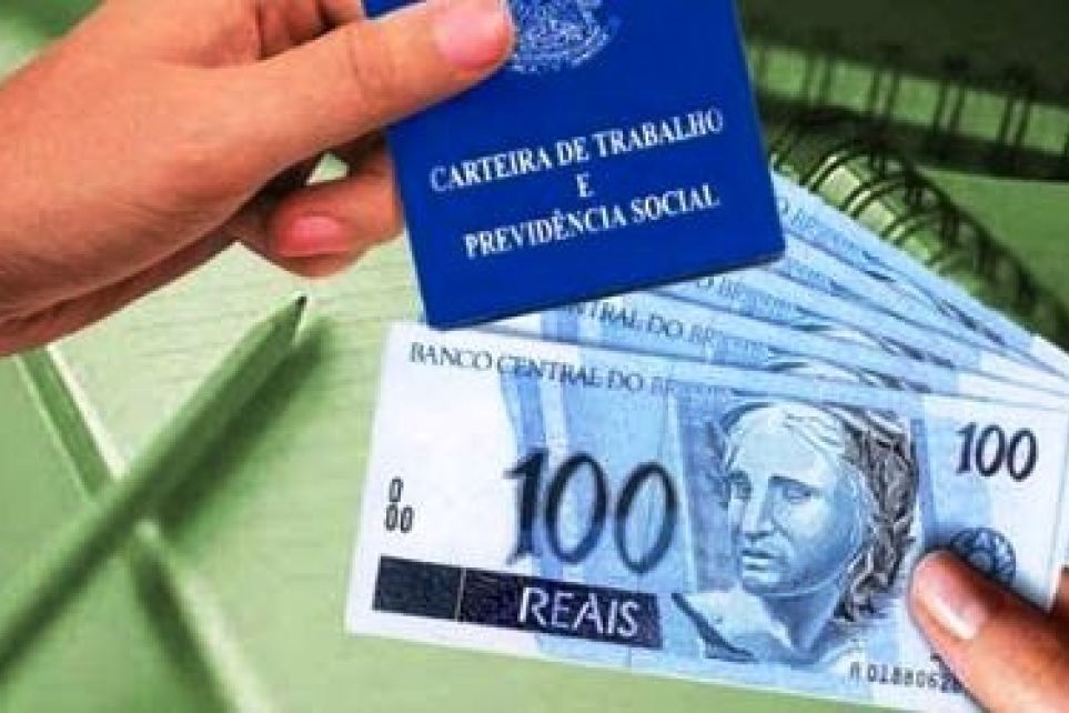 Decreto presidencial eleva salrio mnimo para R$ 788 a partir de 1 de janeiro