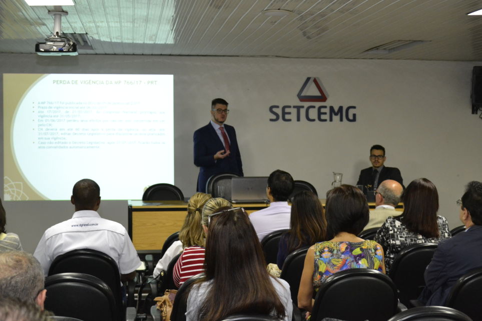 Novo programa de parcelamento de dbitos tributrios foi apresentado em Caf com Palestra
