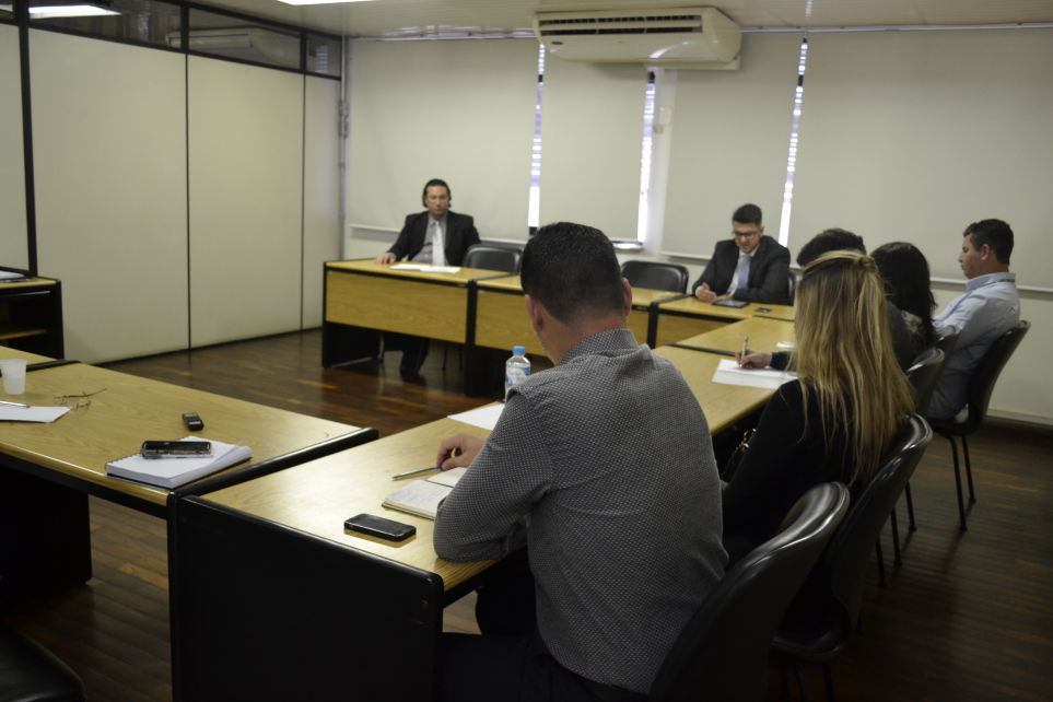 GT Assuntos Tributrios do Setcemg discutiu a desonerao da folha