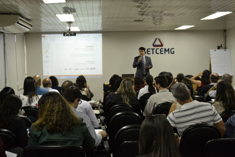 5 CICLO DE PALESTRAS AMBIENTAIS FOI SUCESSO NO SETCEMG