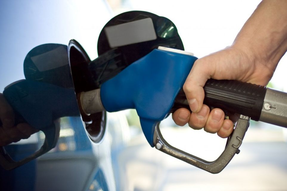 Graa Foster garante que Petrobras ter reajuste de combustveis