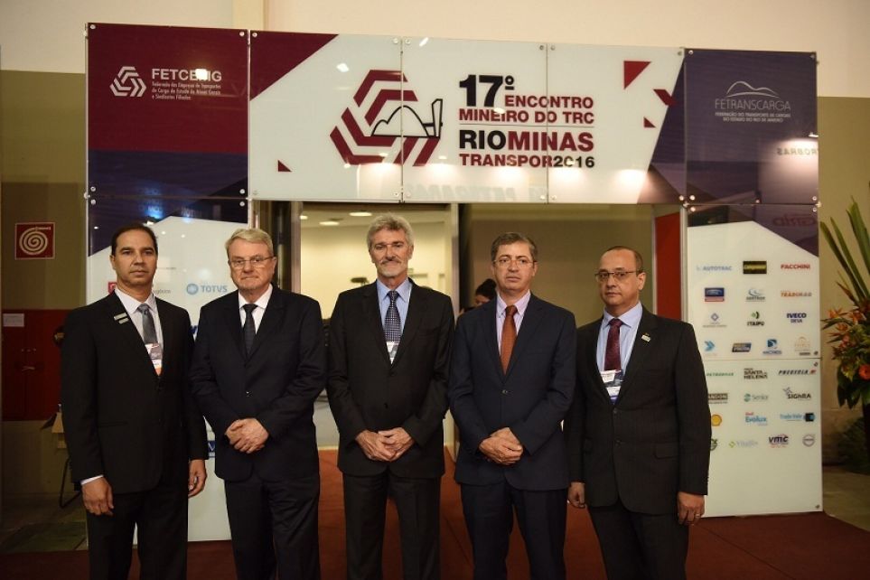 FETCEMG E FETRANSCARGA realizam O 17 ENCONTRO MINEIRO DOS TRANSPORTADORES RODOVIRIOS DE CARGAS E A RIOMINASTRANSPOR 2016