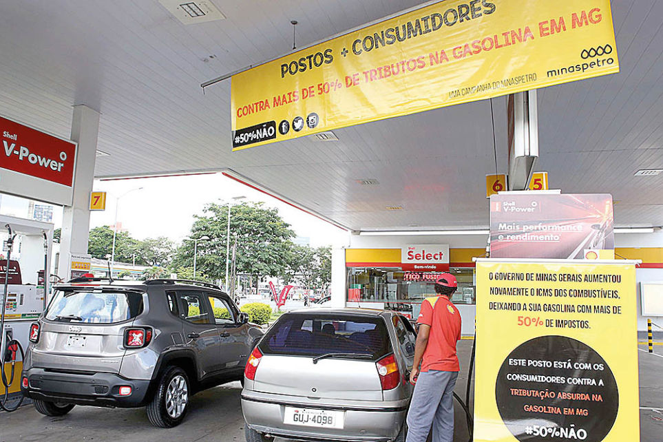 Postos protestam contra alta de ICMS