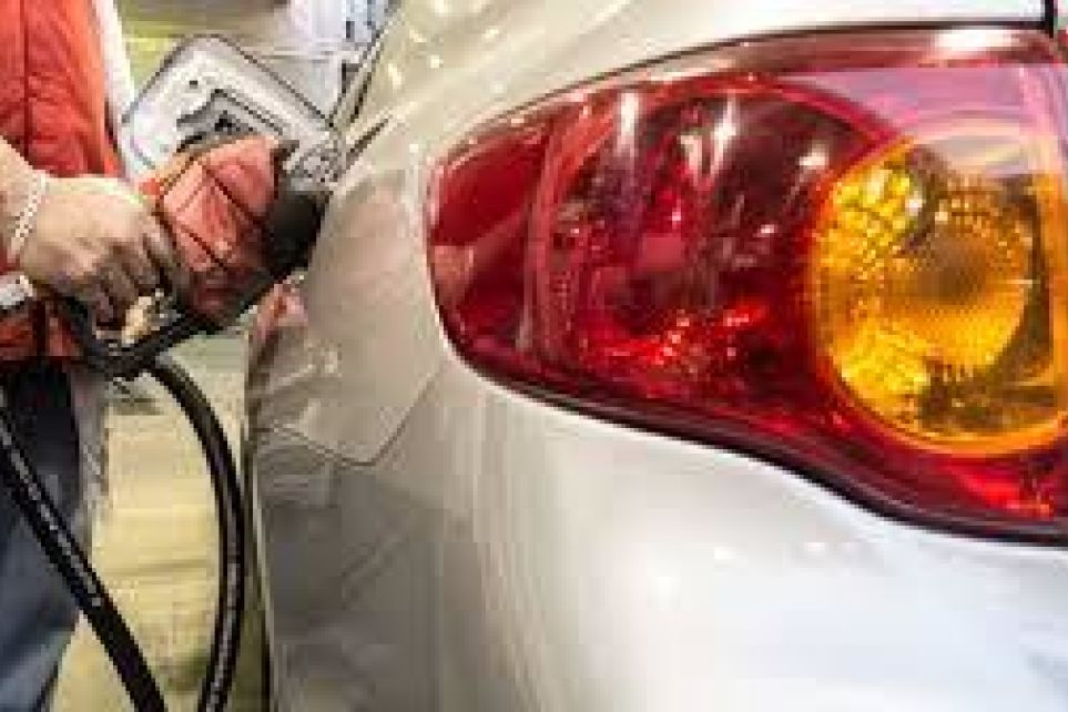 Petrobras avalia reduzir preo de combustveis para enfrentar concorrncia