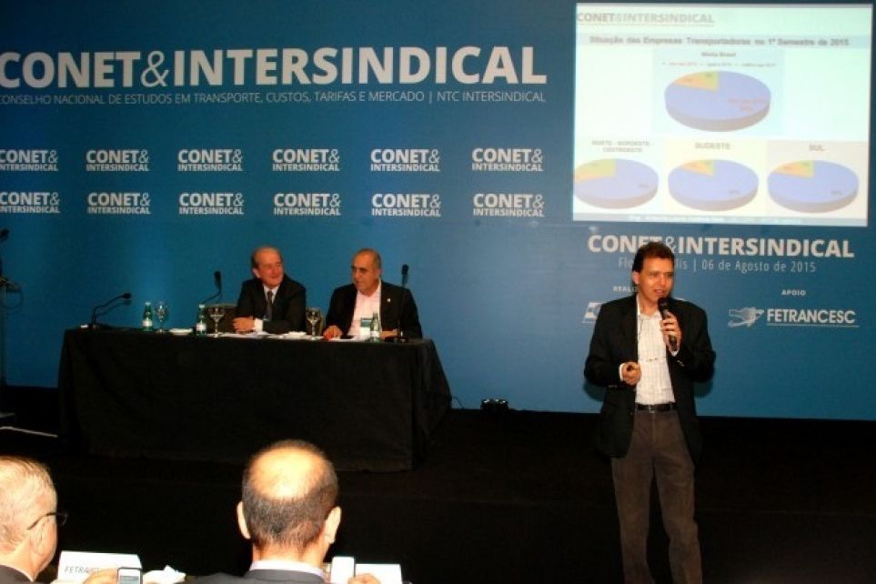 Conet apresenta defasagem no frete