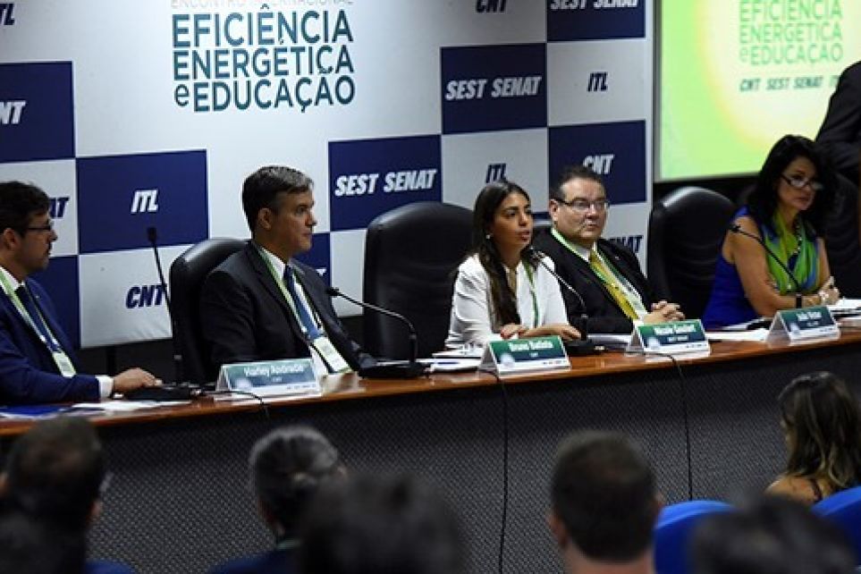 Encontro internacional debateu eficincia energtica e capacitao profissional para o transporte
