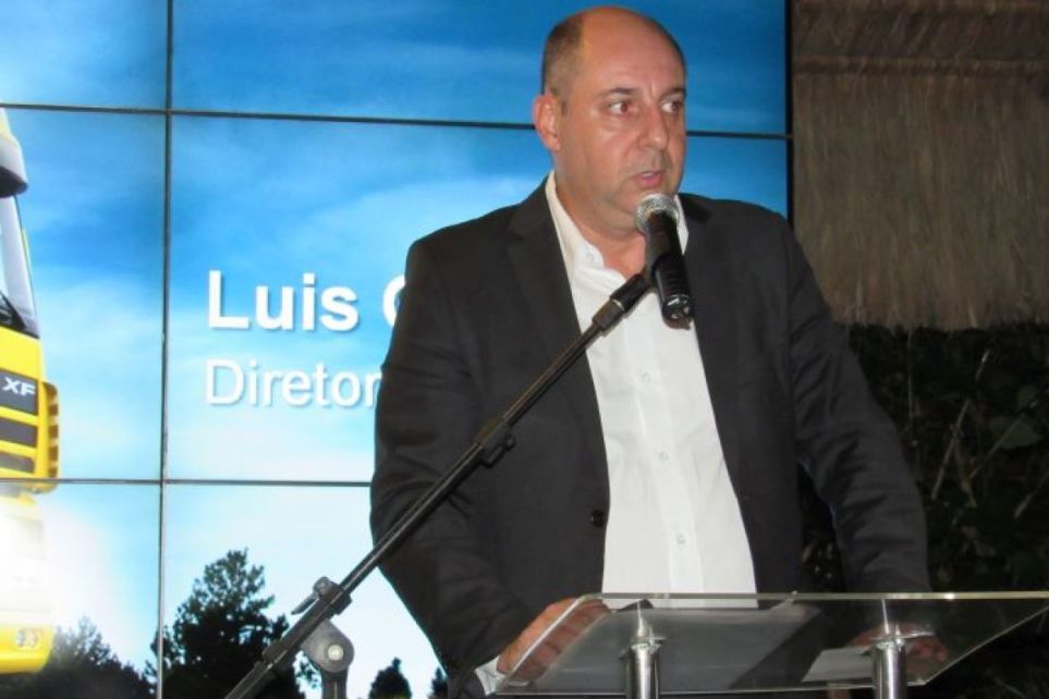 Luiz Antnio Gambim apresenta a histria e as solues da DAF Caminhes no Encontro de Empresrios do Setcemg