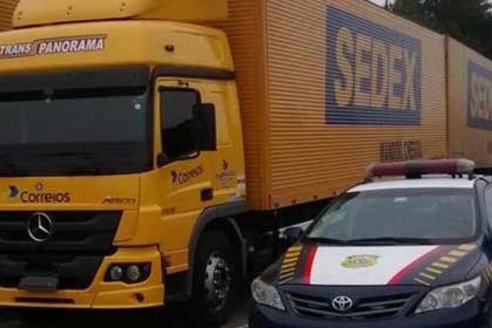 Arla 32: Motoristas da frota dos Correios so presos por adulterao em caminhes no Paran 