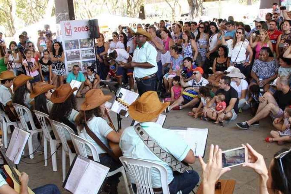 Voluntariado incentiva jovens a pressionarem pela duplicao da BR-381