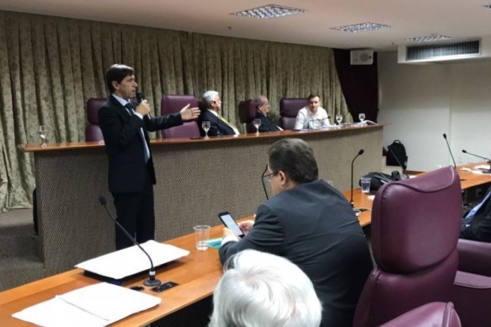 Comisso pode votar parecer sobre marco regulatrio do TRC na quarta