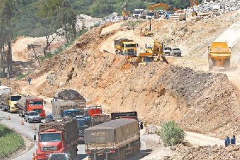 Unio vai arcar com aumento no preo da 381, mas repasses esto atrasados